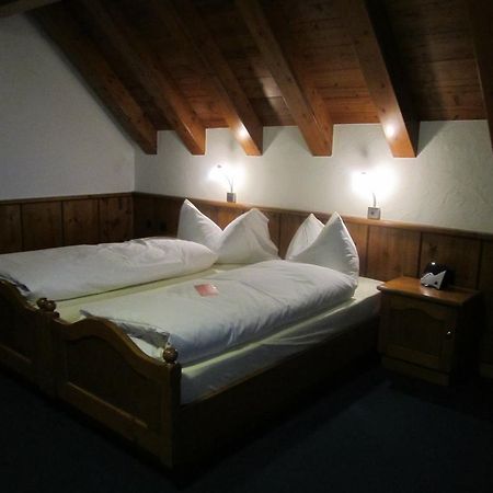 Hotel Zum Kreuz 아라우 외부 사진